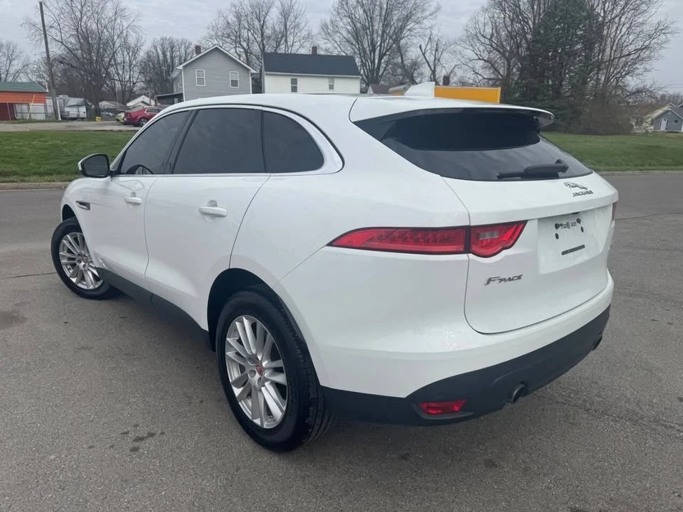 2017 Jaguar F-Pace - Image 5 of 20