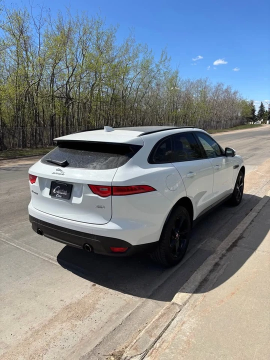 2017 Jaguar F-Pace - Image 6 of 13
