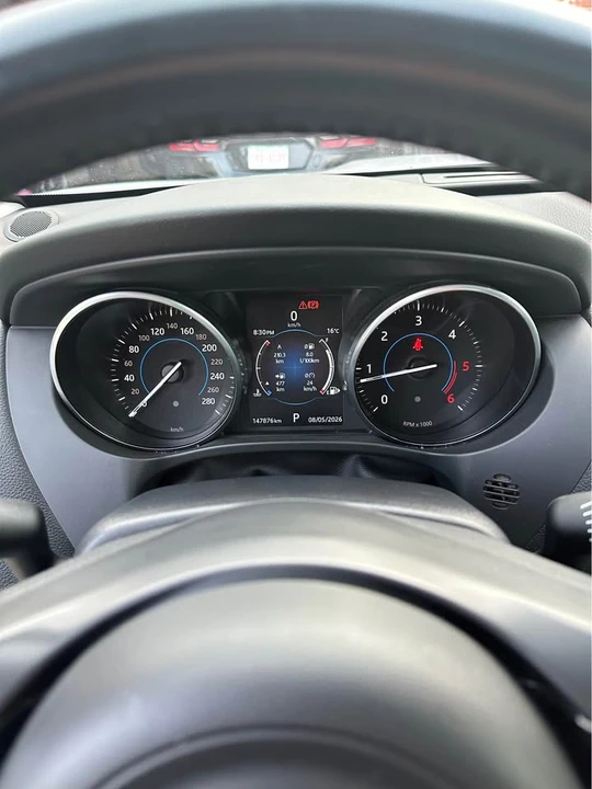 2017 Jaguar F-Pace - Image 13 of 14