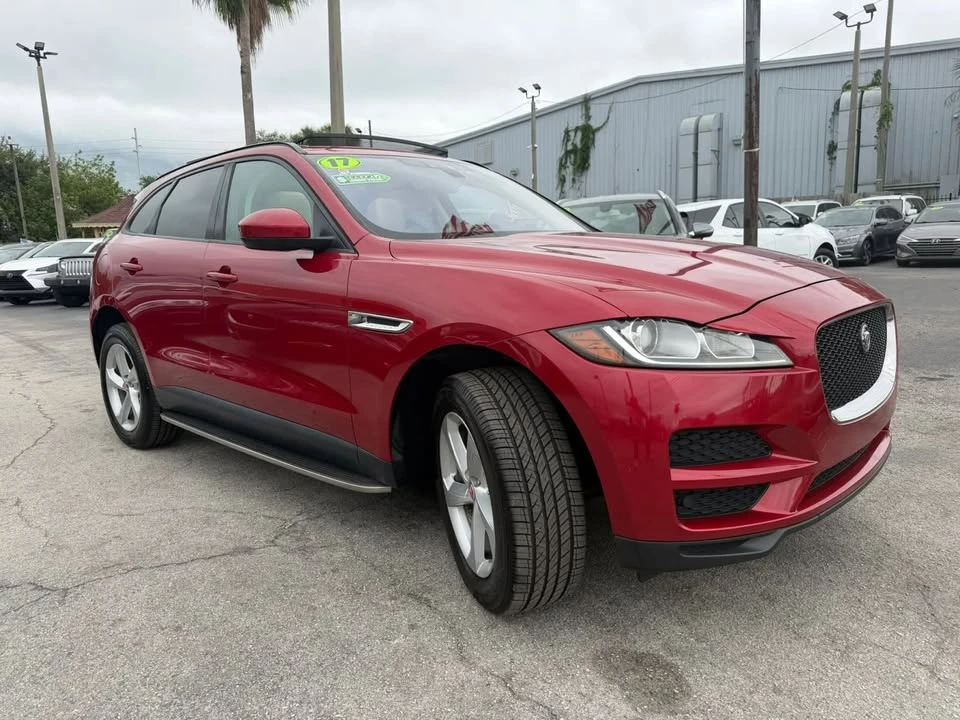 2017 Jaguar F-Pace - Image 3 of 20
