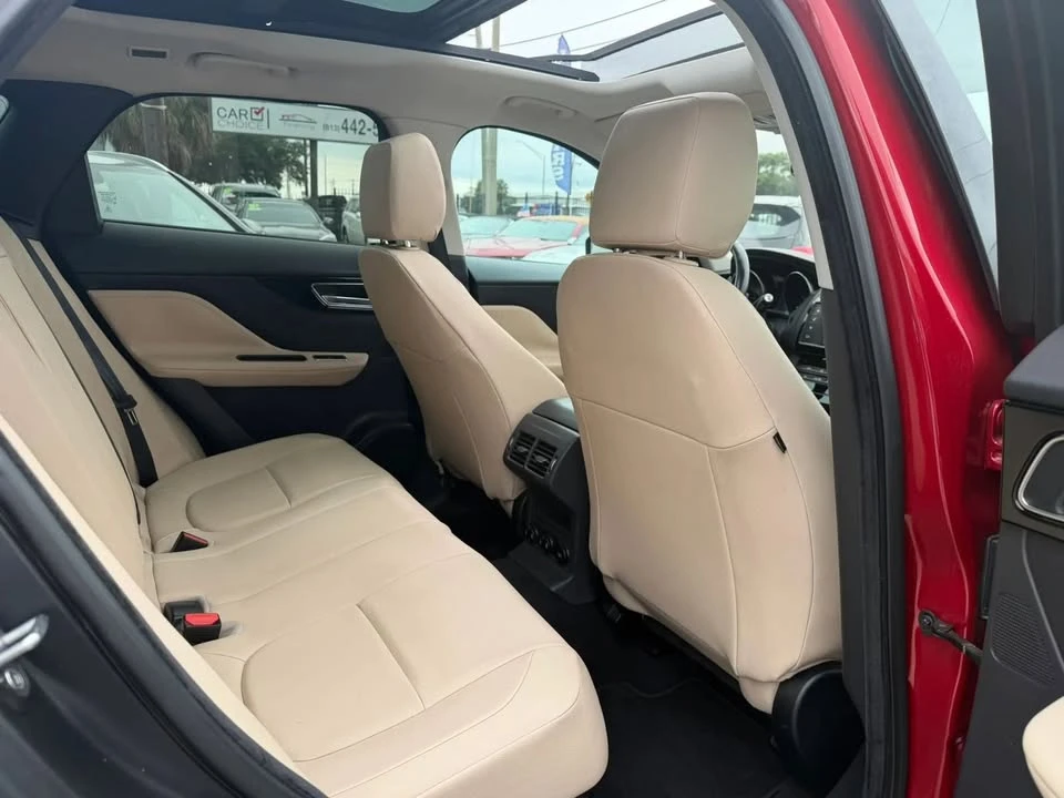 2017 Jaguar F-Pace - Image 12 of 20