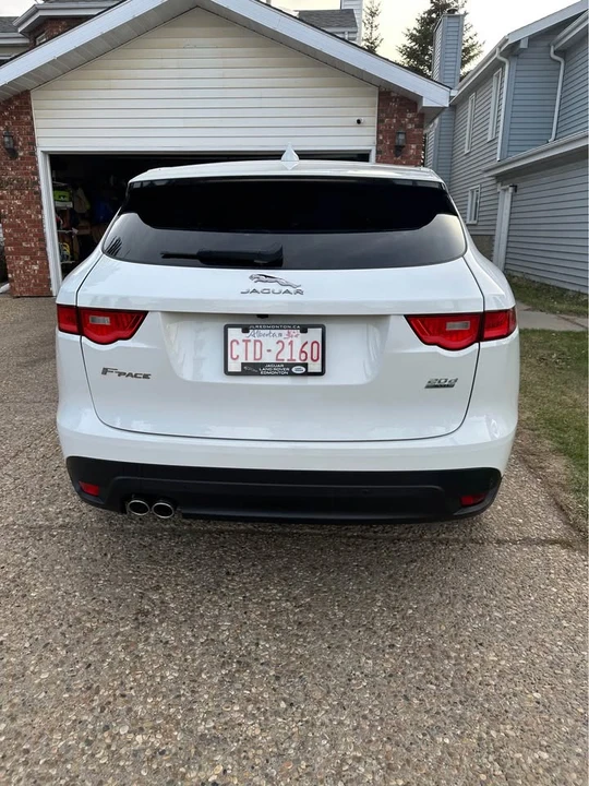 2017 Jaguar F-Pace - Image 5 of 14