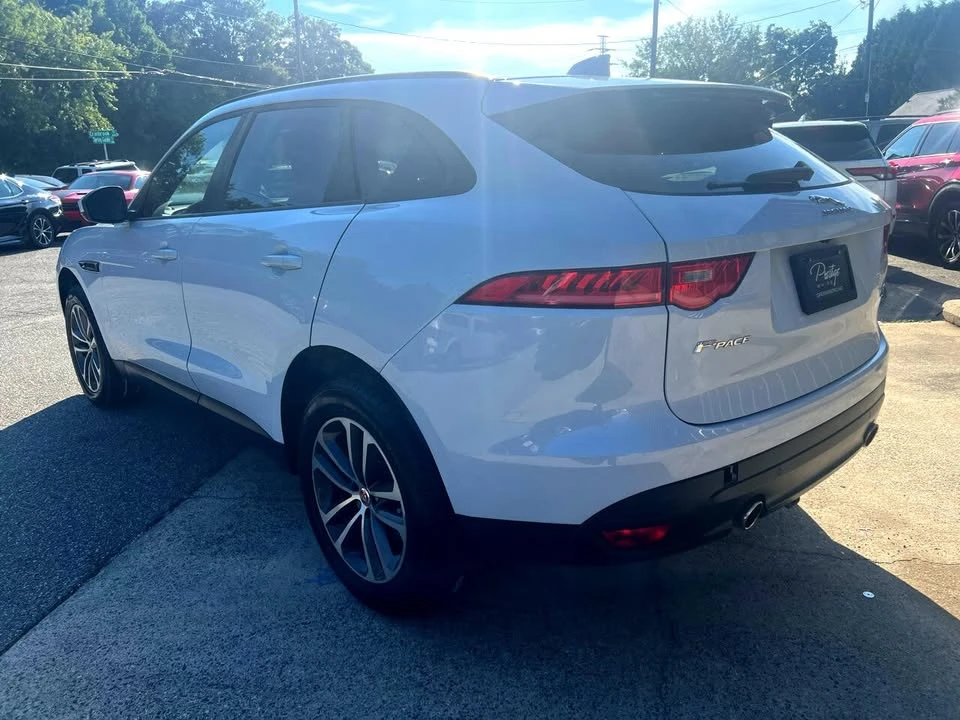 2017 Jaguar F-Pace - Image 7 of 20