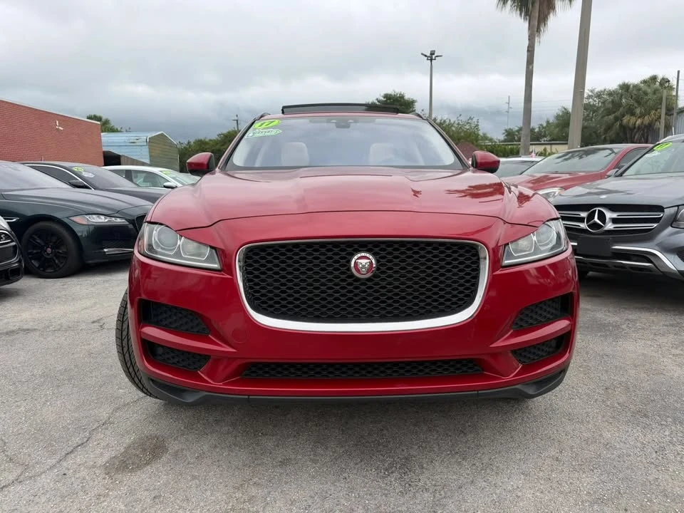 2017 Jaguar F-Pace - Image 2 of 20