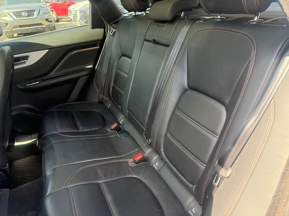 2017 Jaguar F-Pace - Image 11 of 12