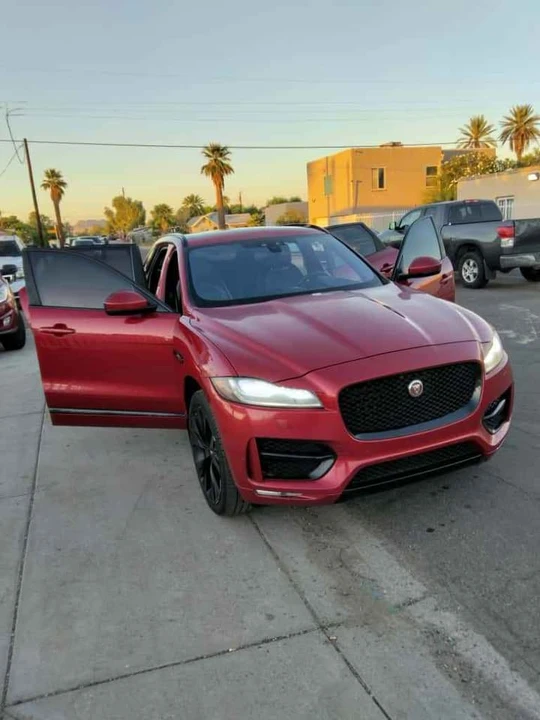 2017 Jaguar F-Pace - Image 2 of 14