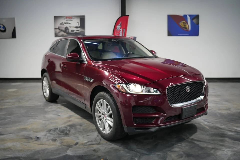2017 Jaguar F-Pace - Image 7 of 18