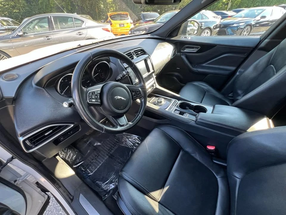 2017 Jaguar F-Pace - Image 12 of 20