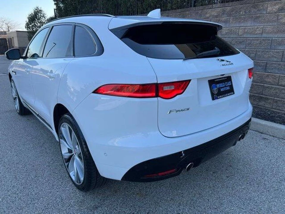 2017 Jaguar F-Pace - Image 4 of 20