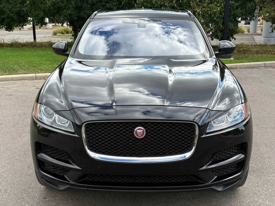 2017 Jaguar F-Pace - Image 2 of 20