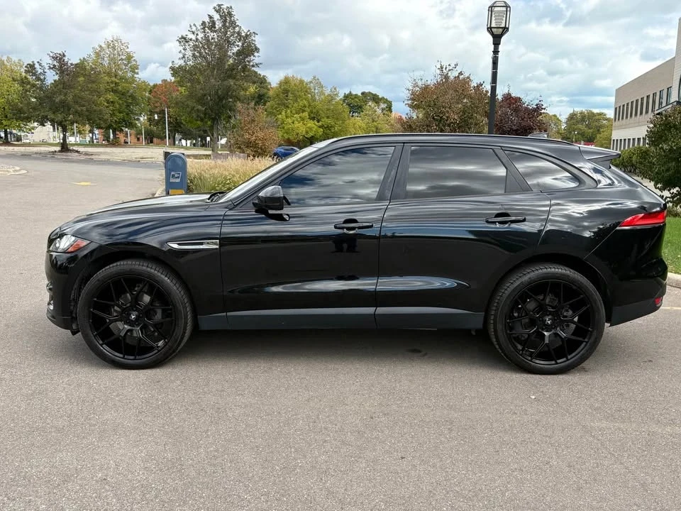 2017 Jaguar F-Pace - Image 8 of 20