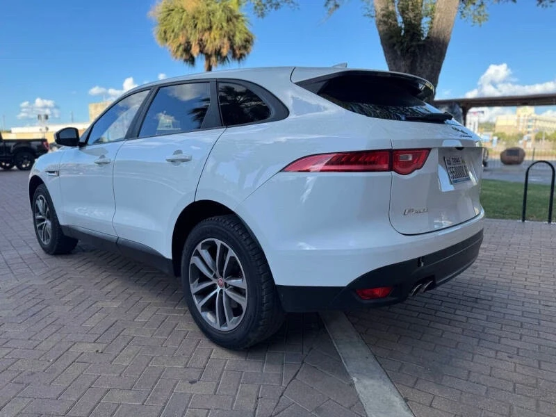 2017 Jaguar F-Pace - Image 4 of 8
