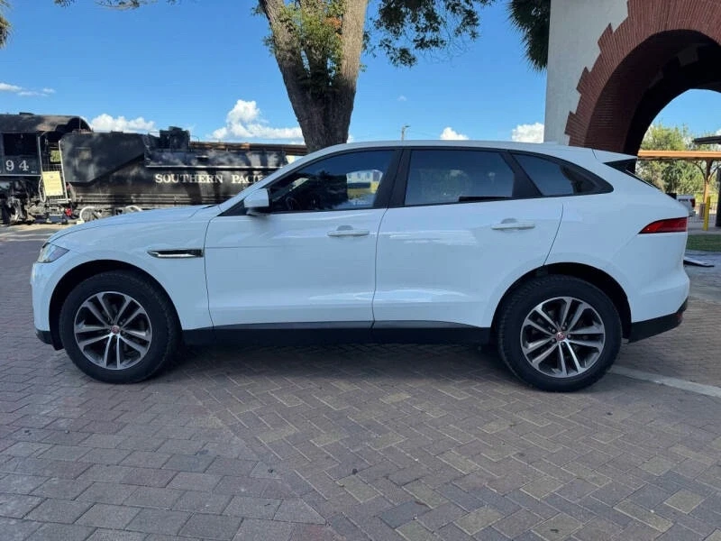 2017 Jaguar F-Pace - Image 5 of 8