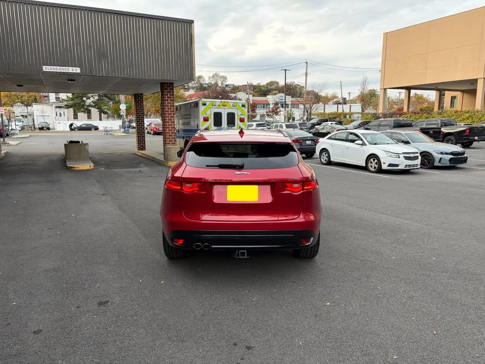 2017 Jaguar F-Pace - Image 7 of 19