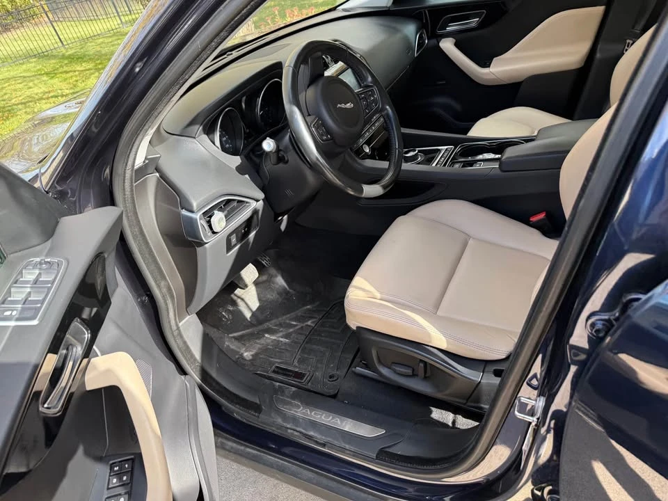 2017 Jaguar F-Pace - Image 14 of 18