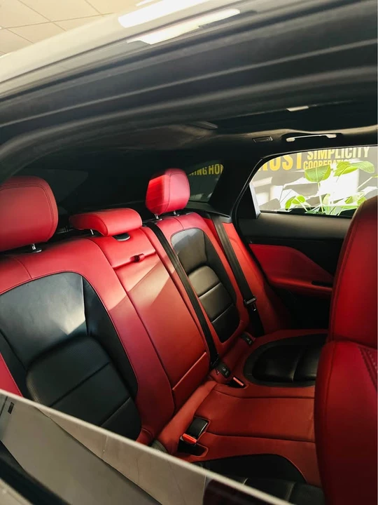 2017 Jaguar F-Pace - Image 6 of 8