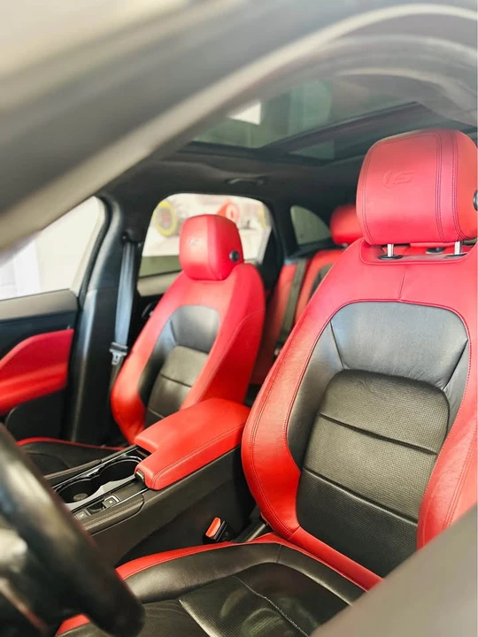 2017 Jaguar F-Pace - Image 4 of 8