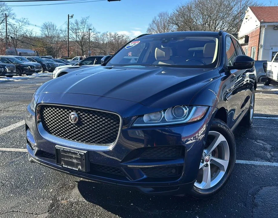 2017 Jaguar F-Pace - Image 10 of 20
