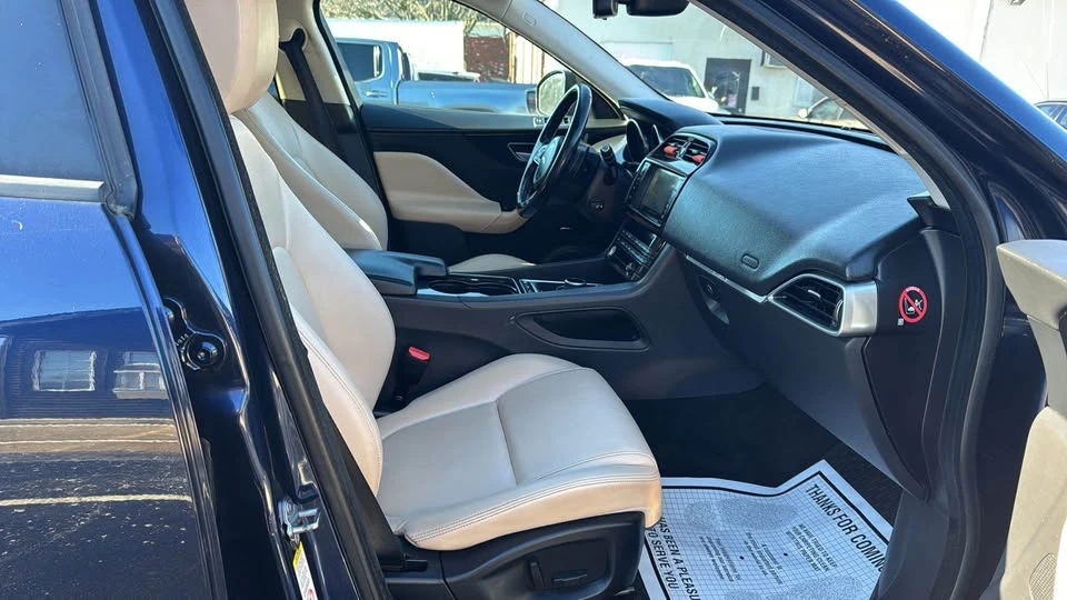 2017 Jaguar F-Pace - Image 4 of 20