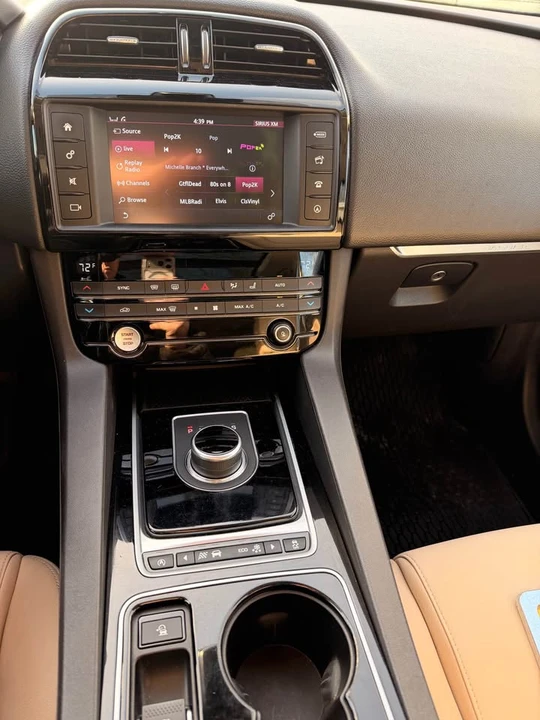 2017 Jaguar F-Pace - Image 17 of 17
