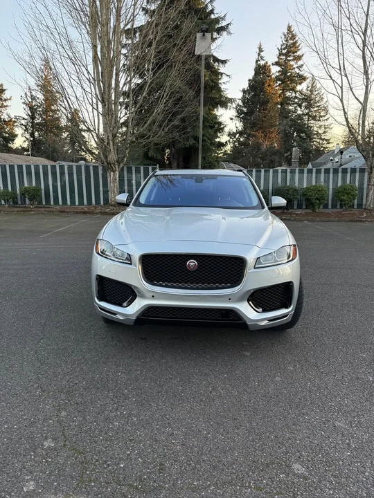 2017 Jaguar F-Pace - Image 6 of 17