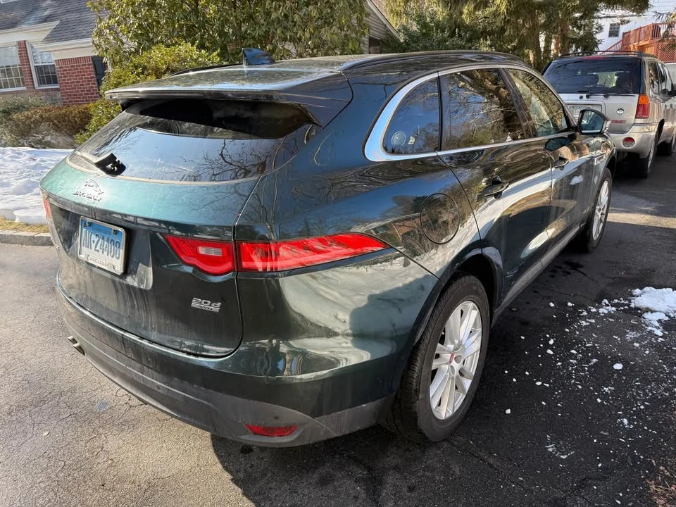 2017 Jaguar F-Pace - Image 4 of 13