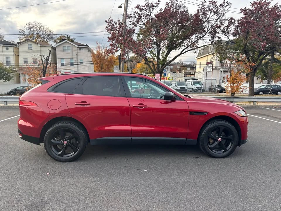 2017 Jaguar F-Pace - Image 4 of 20