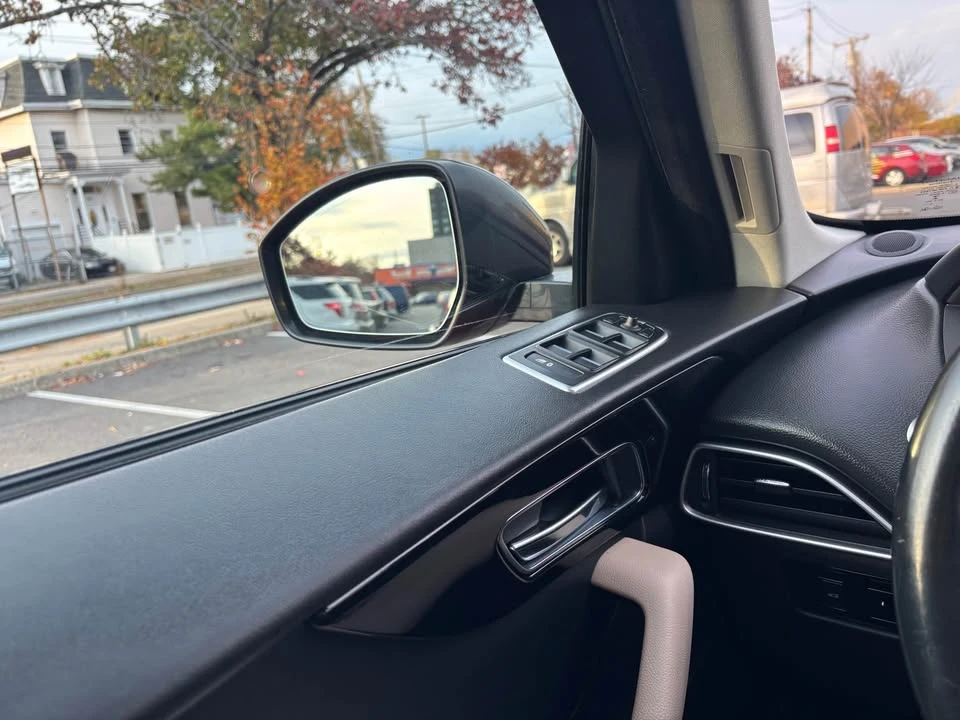 2017 Jaguar F-Pace - Image 17 of 20