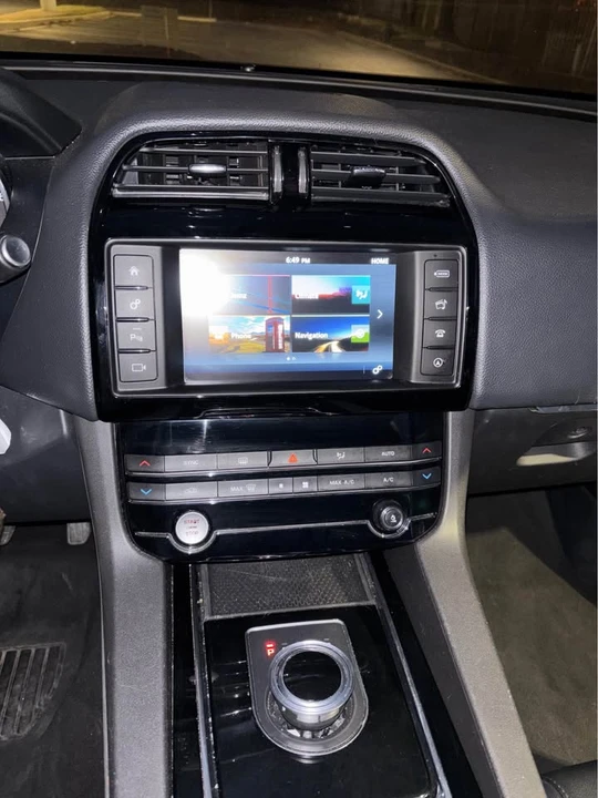 2017 Jaguar F-Pace - Image 4 of 20