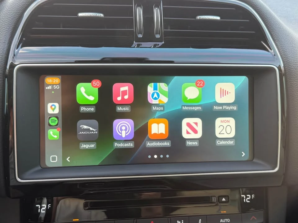 2017 Jaguar F-Pace - Image 15 of 20