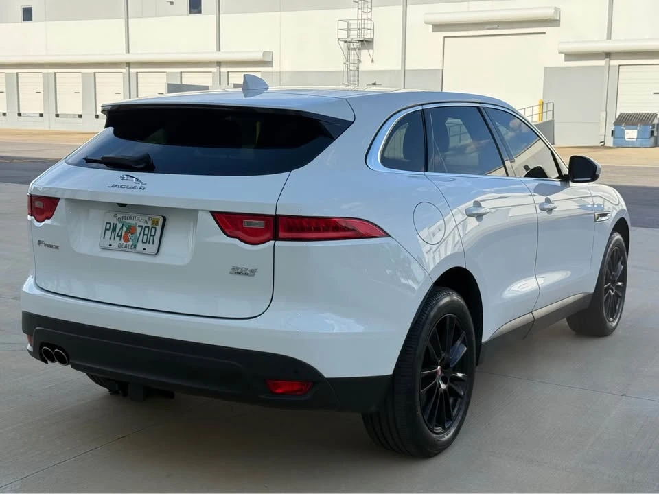 2017 Jaguar F-Pace - Image 4 of 20