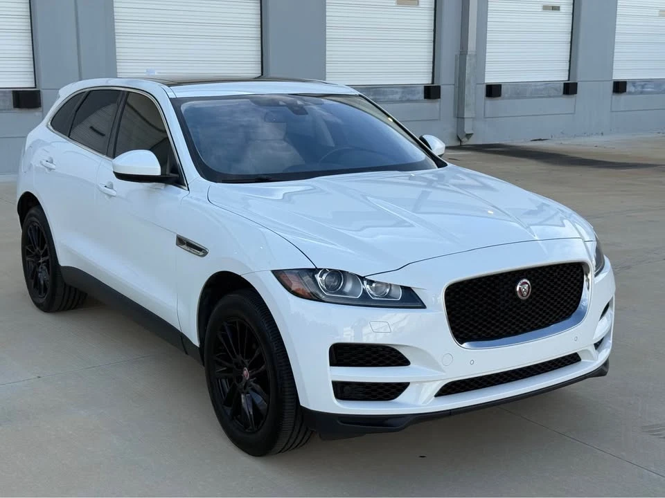 2017 Jaguar F-Pace - Image 6 of 20