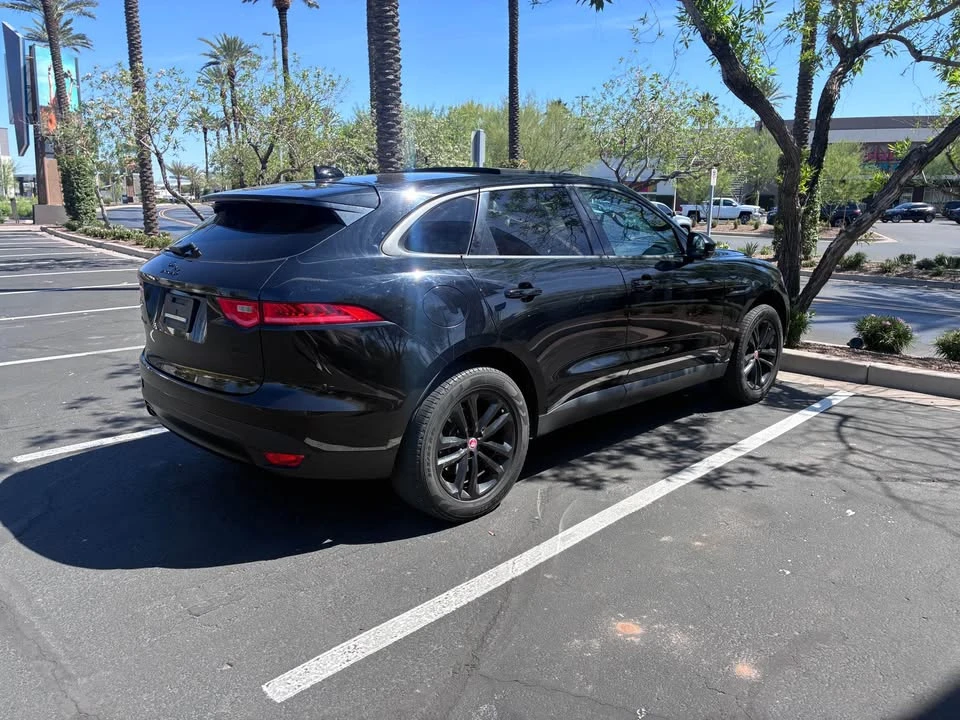 2017 Jaguar F-Pace - Image 5 of 7