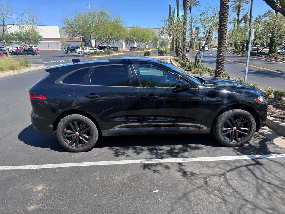 2017 Jaguar F-Pace - Image 3 of 7
