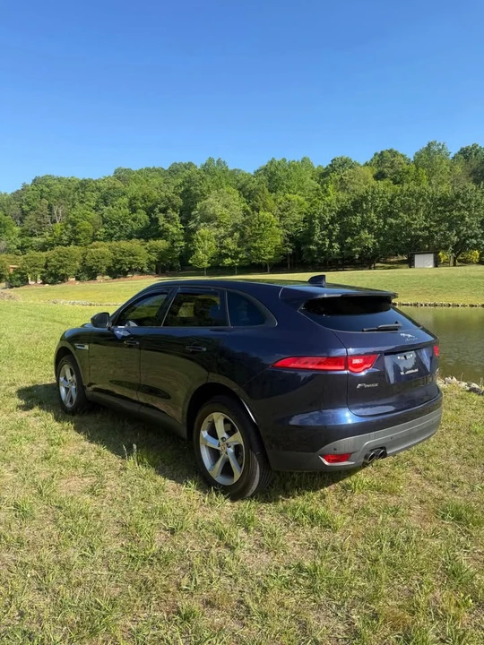 2017 Jaguar F-Pace - Image 6 of 17