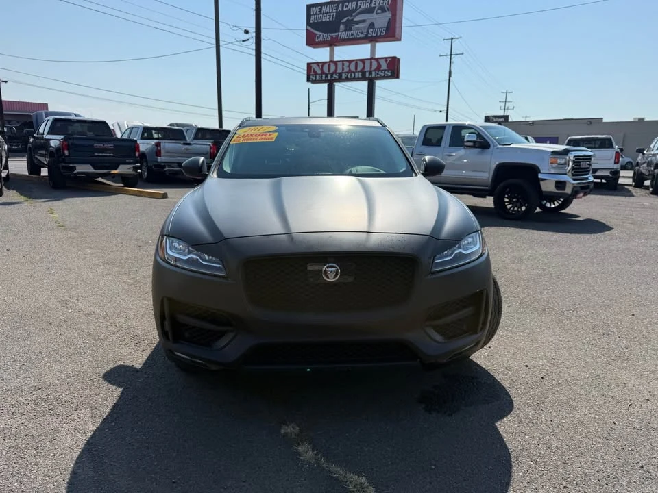 2017 Jaguar F-Pace - Image 2 of 15
