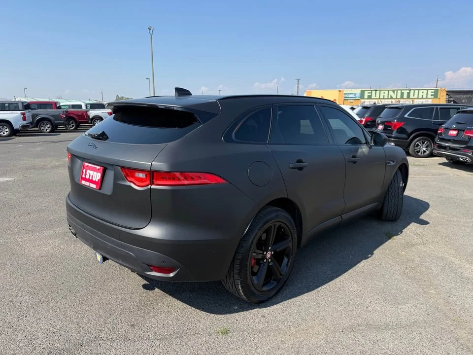2017 Jaguar F-Pace - Image 5 of 15