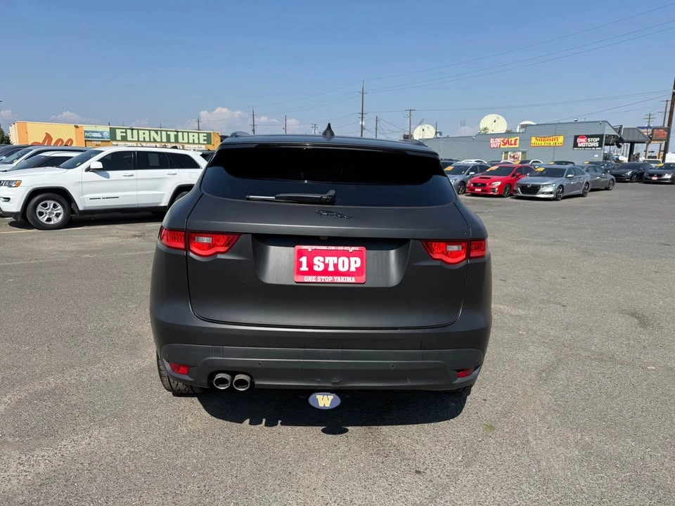 2017 Jaguar F-Pace - Image 4 of 15