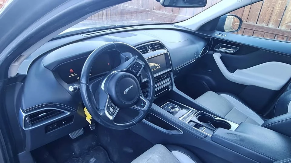 2017 Jaguar F-Pace - Image 11 of 21