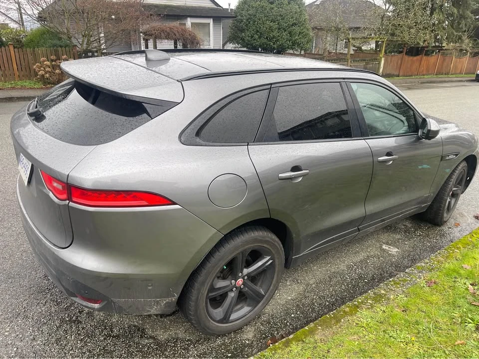 2017 Jaguar F-Pace - Image 2 of 8