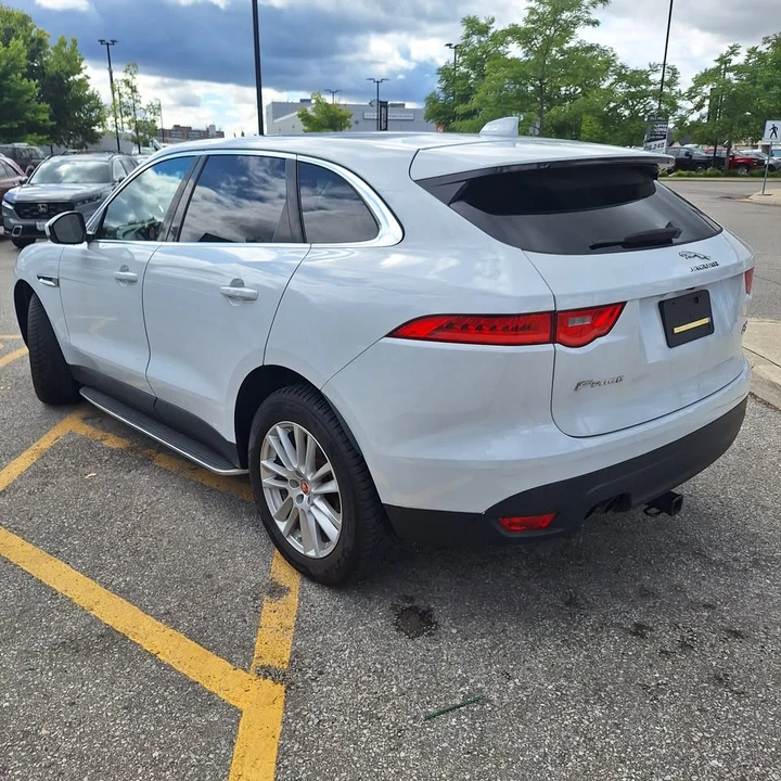 2017 Jaguar F-Pace - Image 3 of 17