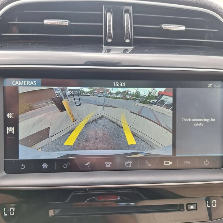 2017 Jaguar F-Pace - Image 10 of 10
