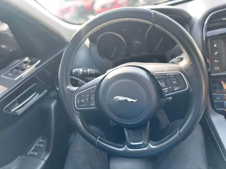 2017 Jaguar F-Pace - Image 18 of 18
