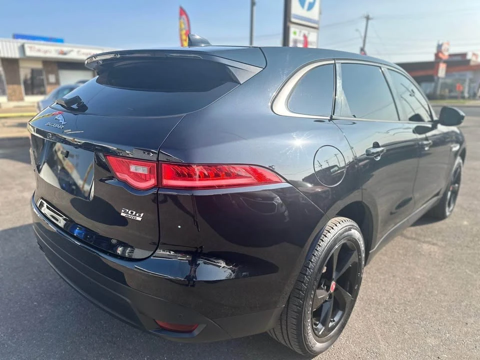 2017 Jaguar F-Pace - Image 6 of 18