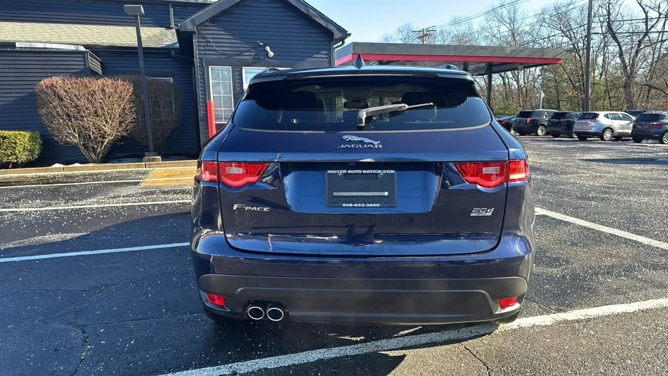 2017 Jaguar F-Pace - Image 7 of 20