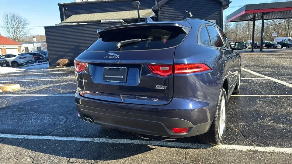 2017 Jaguar F-Pace - Image 6 of 20