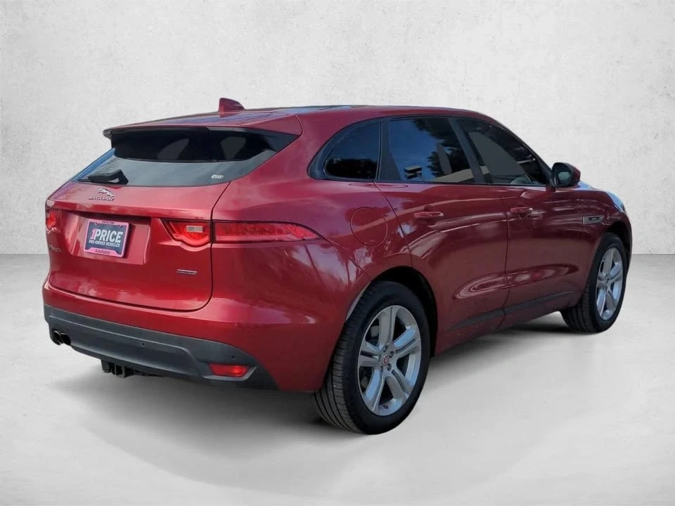 2017 Jaguar F-Pace - Image 4 of 18