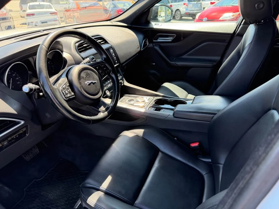2017 Jaguar F-Pace - Image 16 of 20