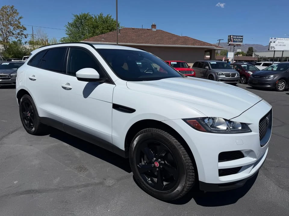 2017 Jaguar F-Pace - Image 3 of 20