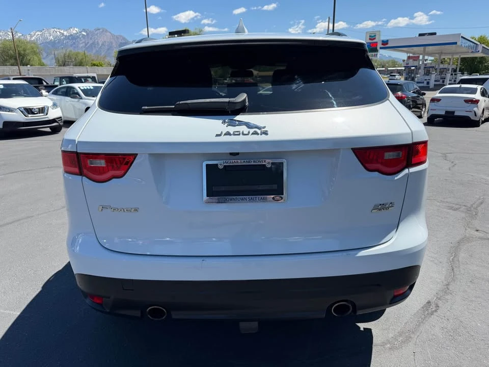 2017 Jaguar F-Pace - Image 6 of 20